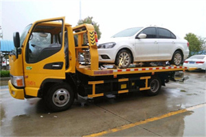 高淳附近拖车救援24小时服务热线